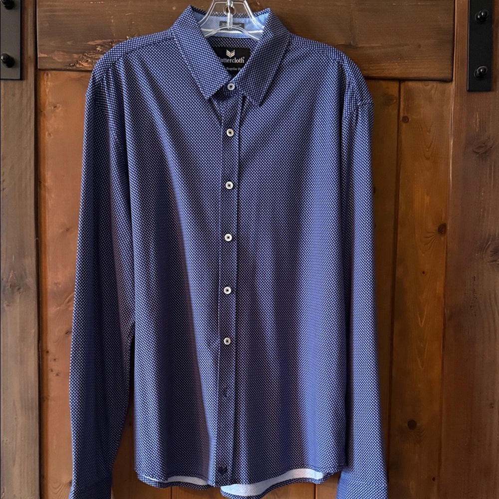 Men's  Butter Cloth Blue & White Button-Up Shirt